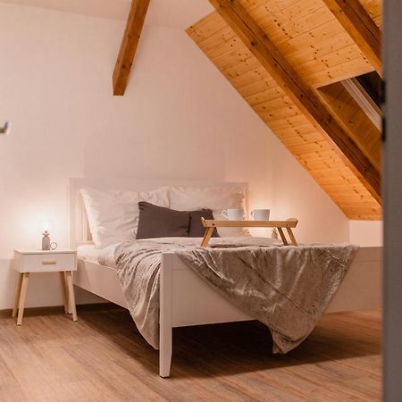 Romanticky Loft Parking U Hlavniho Nadrazi Olomouc Exteriör bild